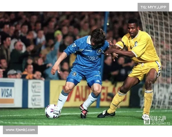 从战术核心到防线智者大卫路易斯的角色转型与位置解析